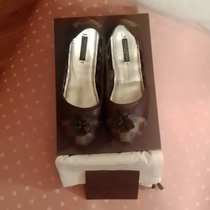 Louis Vuitton shoes preowned